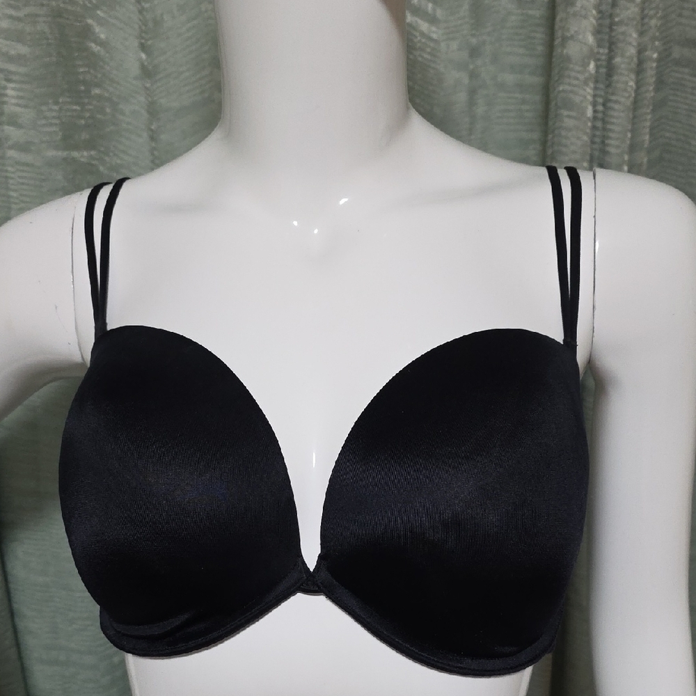 NWoT Victoria's Secret Very Sexy Convertable Pushup  Bra